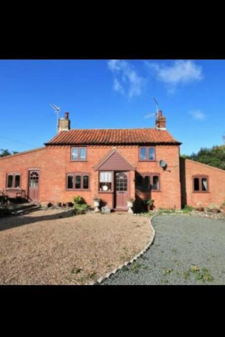 Gardeners Cottage Near The Norfolk Coast Knapton  Exterior foto